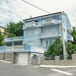 Apartmán By The Sea - 10437 Crikvenica
